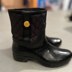 Tommy Hilfiger mid boots